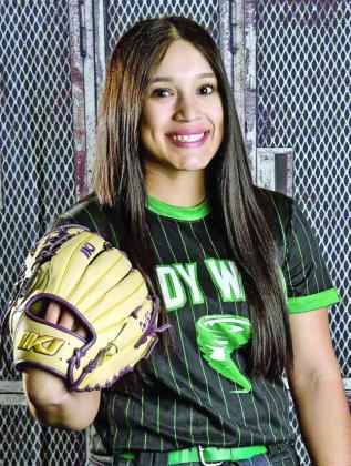 CARISA FERNANDEZ, JUNIOR FIRST TEAM – OUTFIELD