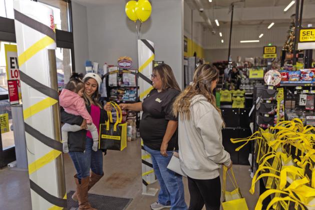 Dollar General reopens in Lockney as DG Market