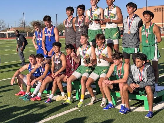 4X400 ADVANCES to Regionals with a 3rd place finish. | COURTESY PHOTO