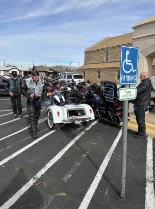 Motorcycle angels escort Wells to his final resting place