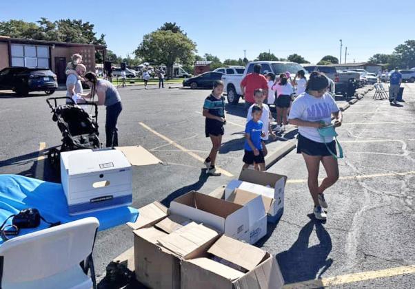 SPOTLIGHT ON WJ MANGOLD COLOR RUN