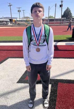REGIONAL QUALIFER Floydada’s James Zepeda placed first in the 1600 meter run at the Area track meet. He also placed fourth in the 3200 meter run. | FLOYDADA CISD PHOTO