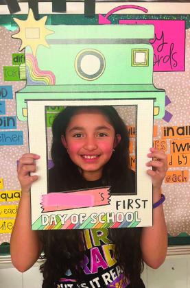 Lockney celebrates first day of school