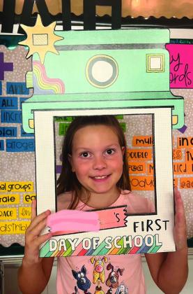 Lockney celebrates first day of school