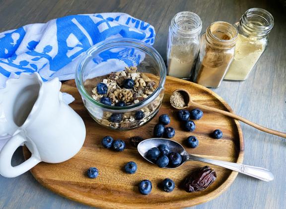 MM-MMM, MUESLI When cutting out sugars and fats from our diets, raw muesli is a terrific option. | ANGELINA LaRUE PHOTO