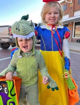 SPOTLIGHT ON HALLOWEEN FUN 2021
