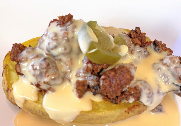 GET THE SKINNY This super easy chili goes on chili dogs or Frito pies, and on chili-cheese potato skins. | ANGELINA LaRUE PHOTO
