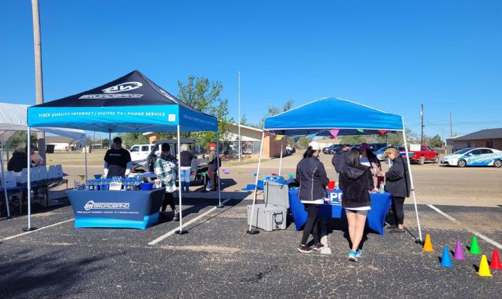 SPOTLIGHT ON MANGOLD MEMORIAL COLOR RUN