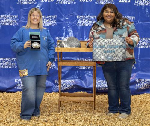 GRAND CHAMPION RABBIT MIANNETTE RUBIO