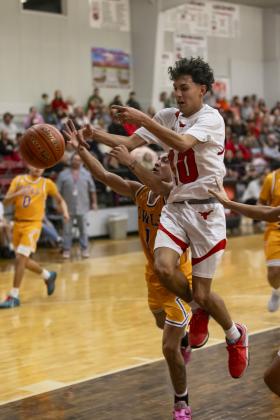 Longhorns and Lady Horns fall to Hale Center and Bovina
