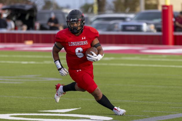 Lockney loses first game to West Texas Comanches, 30-25