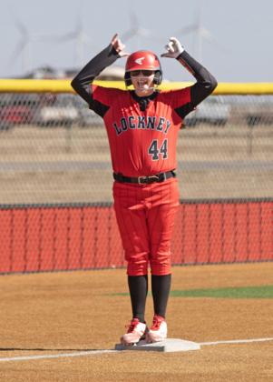 Lady Horns go 5-0 in tournament play; Longhorns play in Tulia tournament