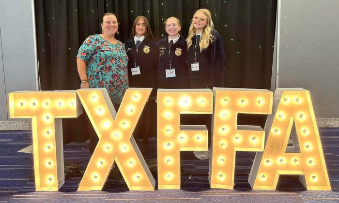 Ten Floyd County students earn Texas FFA Lone Star Degrees
