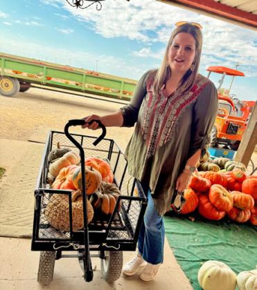 PUMPKINS IN THE PAGES of the fall issue of Authentic Texas Magazine features Floydada as a prime autumn heritage travel destination. Texas Plains Trail Region executive director Allison Kendrick delivered copies last week to the Chamber of Commerce and other local outlets; stop by and pick one up for free or visit www. AuthenticTexas.com to read online. | COURTESY PHOTOS