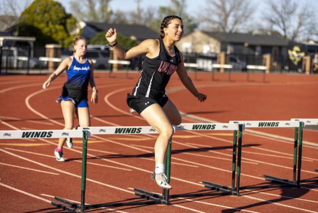 Floydada, Lockney finishers advance in District track meet