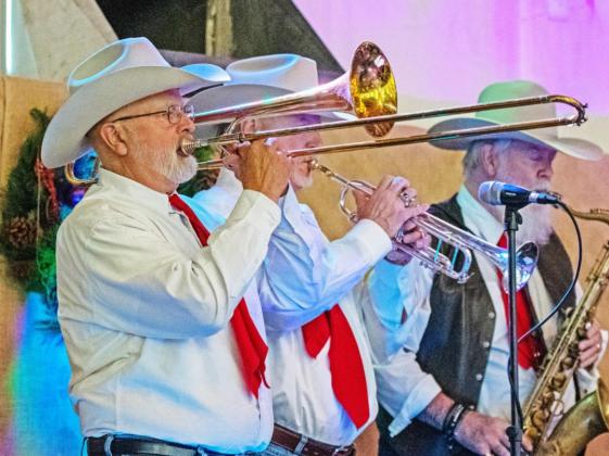 SPOTLIGHT ON 7TH ANNUAL COUNTRY CHRISTMAS BALL