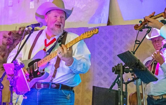 SPOTLIGHT ON 7TH ANNUAL COUNTRY CHRISTMAS BALL