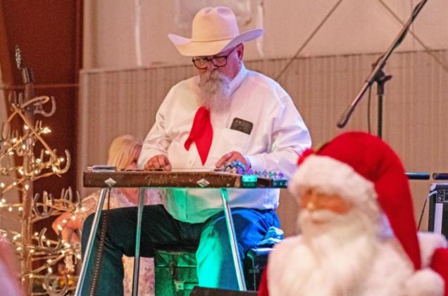 SPOTLIGHT ON 7TH ANNUAL COUNTRY CHRISTMAS BALL