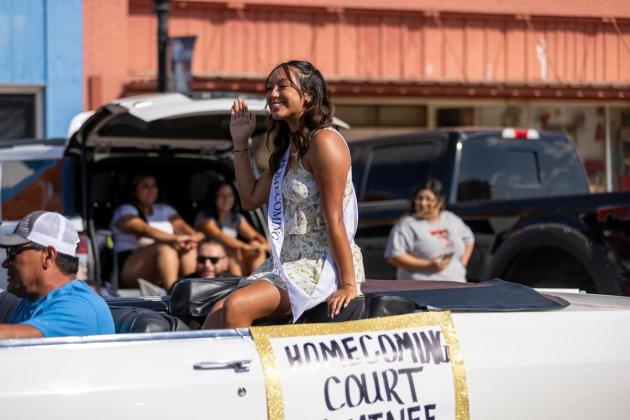 SOPHOMORE CLASS LHS sophomore queen candidate Caelyn Jimenez riding in a 1966 Cadillac owned by Louie Bybee, Class of ’73 and driven by Aurelio Jimenez. | COURTESY PHOTO