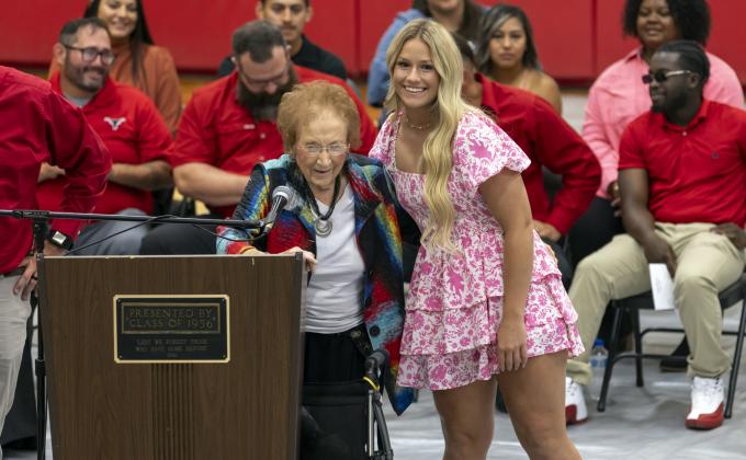 CL Record Award recipient Brailey Kidd