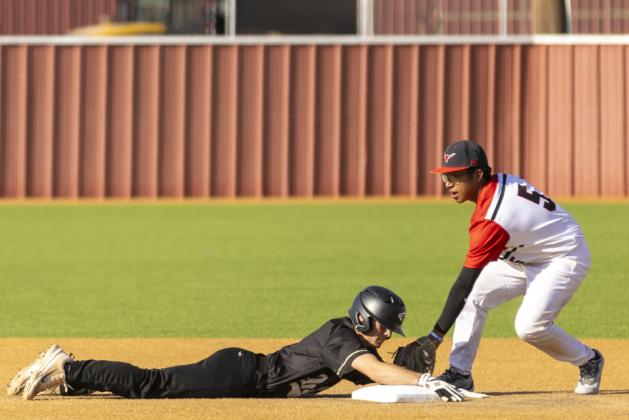 Aatrayu Leal just missing the tag.