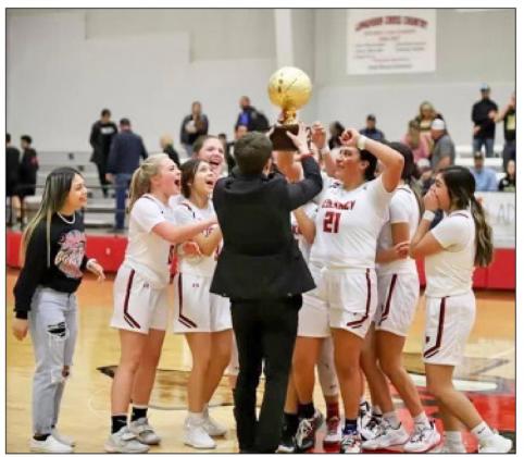 THRILL OF VICTORY Players and fans on the opposing Vega Lady Horns side stuck around to celebrate Lockney’s hard-fought win. | CERVANTES PHOTOGRAPHY