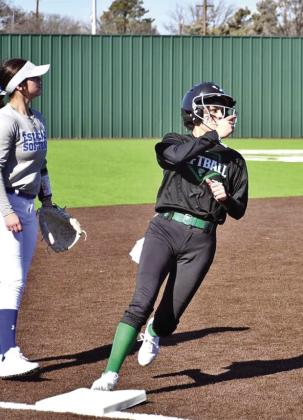 SPOTLIGHT ON LADY WINDS SOFTBALL VS ESTACADO