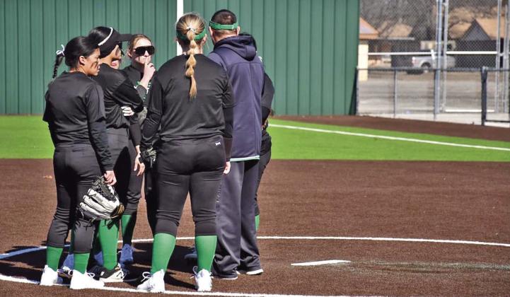 SPOTLIGHT ON LADY WINDS SOFTBALL VS ESTACADO