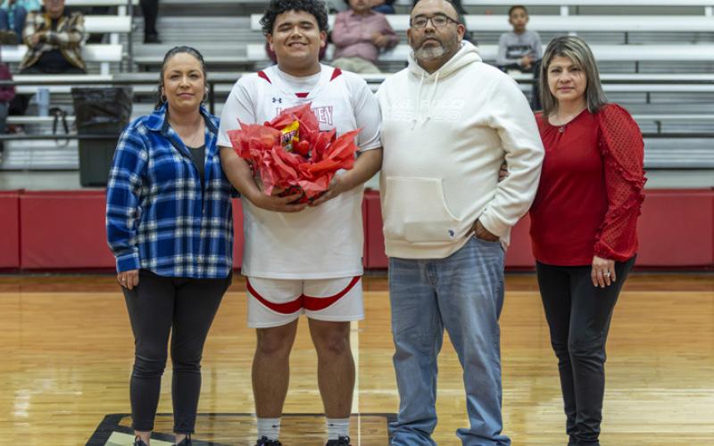 Josiah Cuellar • Basketball Senior