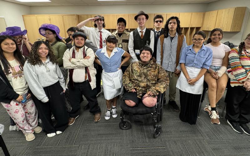 won best lighting, Jaime Guerrero and Siya Salazar received All-Star Cast awards, and Ryan Casillas, Bray Sanchez and Zumrad Zhumabaaeya received honorable mentions. “My students did great,” Cabler said. “Our show,