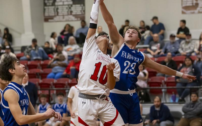 LONGHORNS went winless against Owls and Steers last week, despite key drives by Bo Alvis and Gage Graves.