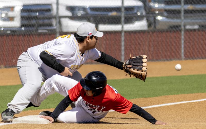 Lady Horns dominate New Deal with 20-3 win
