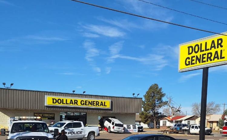 Vehicle crashes into Floydada Dollar General