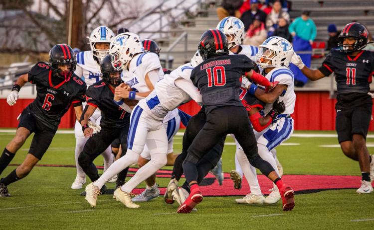 TESTED BY TAHOKA The Bulldogs tested an inexperienced Longhorns front with defensive pressure and varied looks, but Lockney’s linemen kept fighting, adjusting and finding their rhythm as the game progressed. | CERVANTES PHOTOGRAPHY