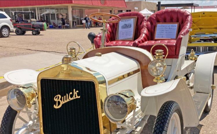 LOCKNEY OLD-FASHIONED DAY