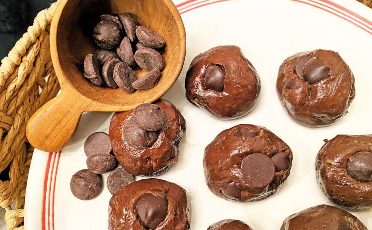 Four-Ingredient Chocolate-Peanut Butter Balls