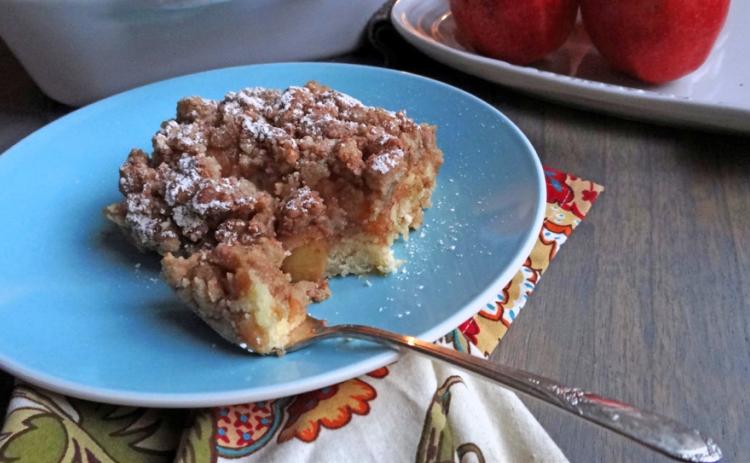 BACK-TO-SCHOOLTREAT Take these cake bakes to make a snack in which all will partake, for goodness’ sake! | ANGELINA LaRUE PHOTO