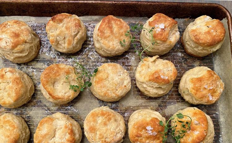 PETITE POP Tablespoons of thyme, parsley or chives lend flavor to these buttery biscuits. | ANGELINA LaRUE PHOTO