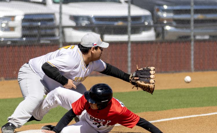 Lady Horns dominate New Deal with 20-3 win