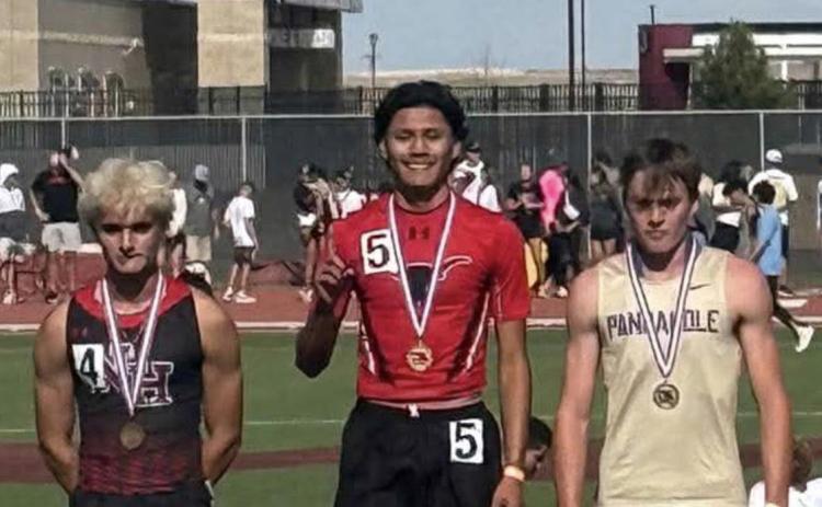 Daniel Alvarado wins regional championship in 400m dash