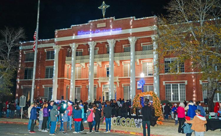 LIGHTING THE WAY The lights on historic Gates Hall come on during Wayland Baptist University’s 2023“Lighting Up Wayland”celebration, which is held annually on the institution’s Plainview campus. | COURTESY PHOTO